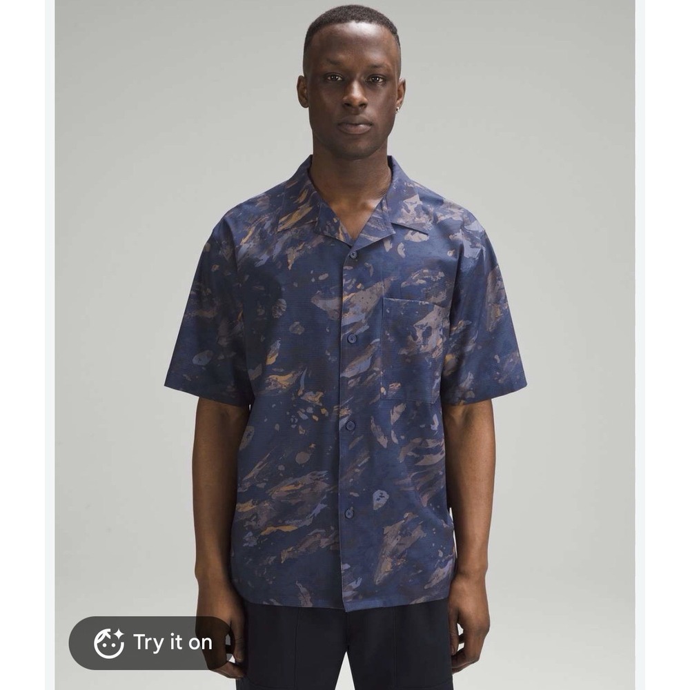 Lululemon Shirt Mens XL Blue Camo Airing Easy Ripstop Button Up Camp Collar